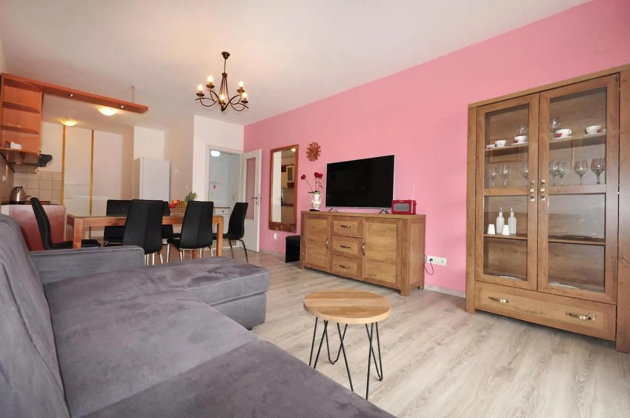 Virna Apartment Split