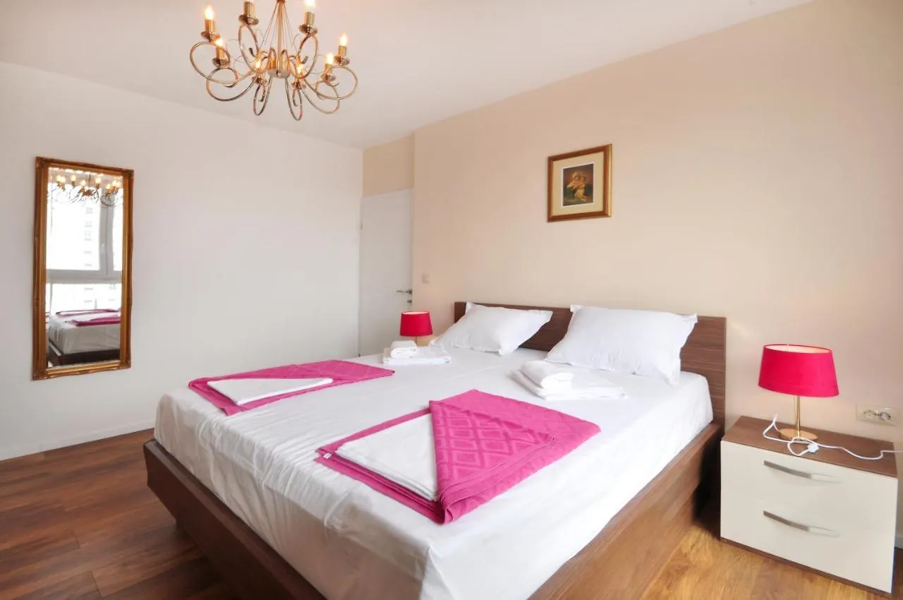 Virna Apartment Split