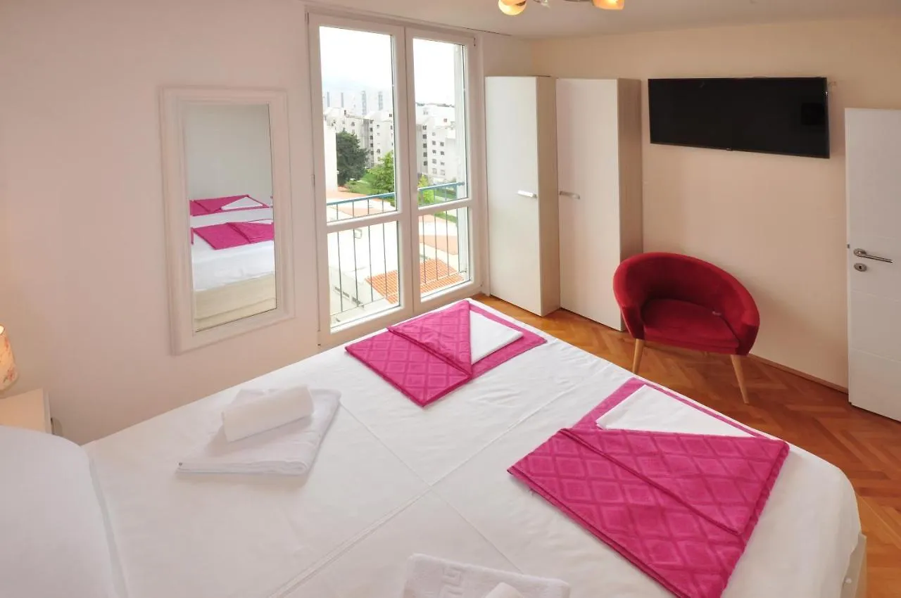 Virna Apartment Split